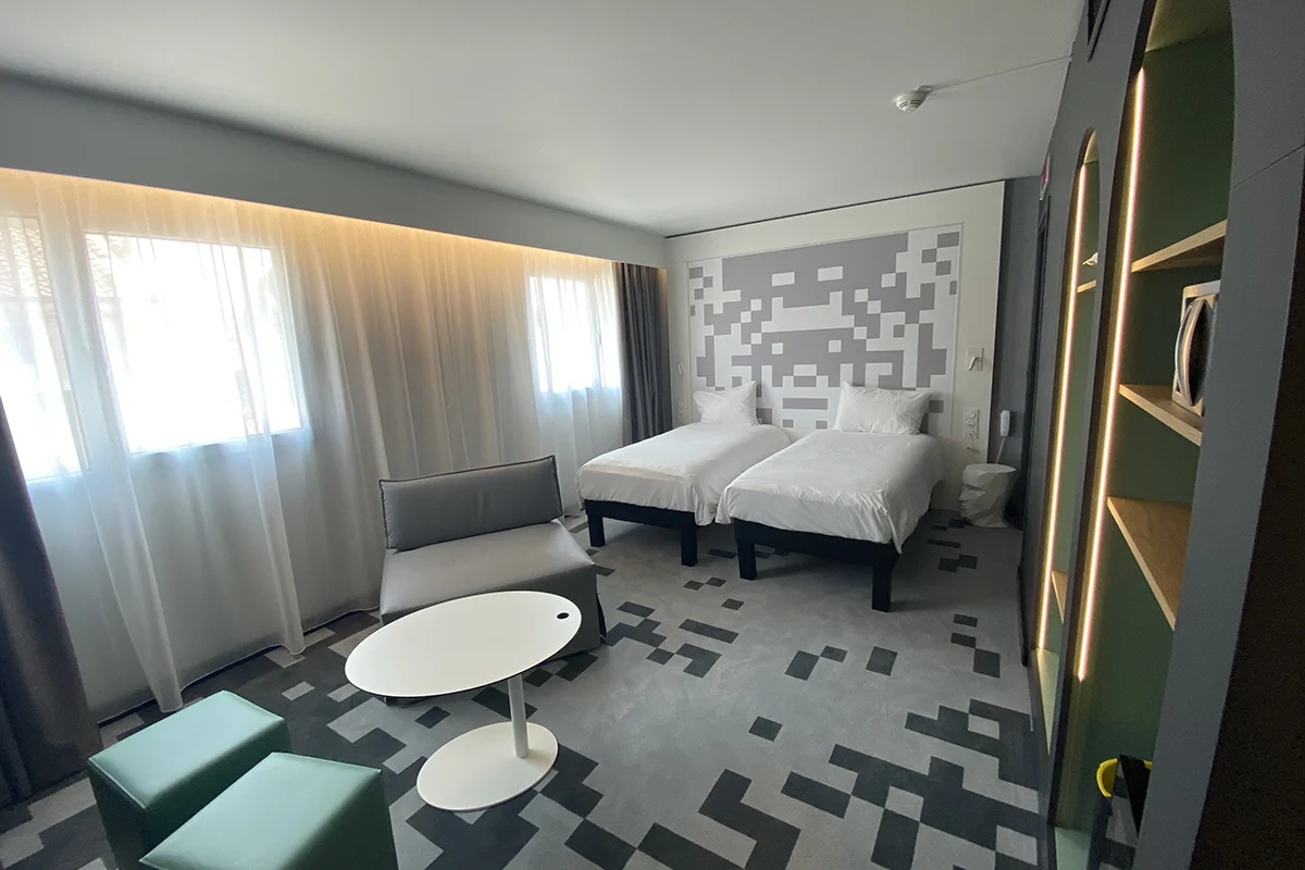 ibis style beziers 2